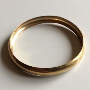 Classic Style Bangle Cuff Bracelet Gold Tone